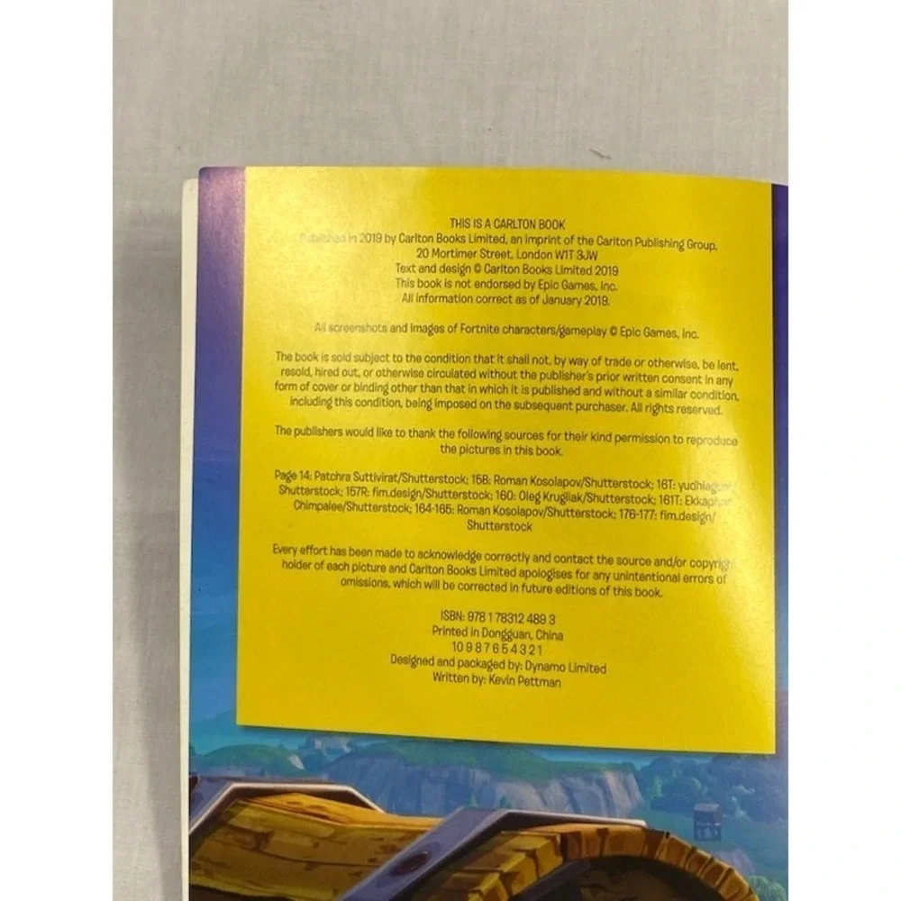 Fortnite Battle Royale Pro Gamer Guide Book Tips‎ Tricks Strategy Guide